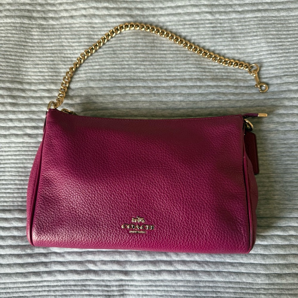 Coach / Bag Raspberry Pink w/Gold Chain & detachable Crossbody Strap - Picture 11 of 12